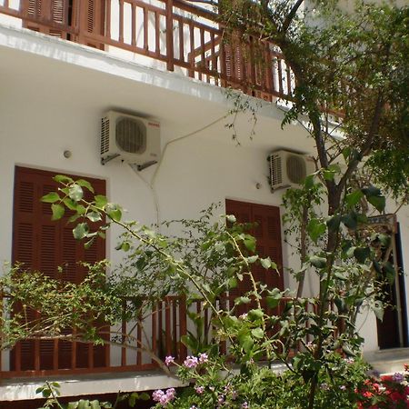 Hotel Maroulis Naxos City Esterno foto