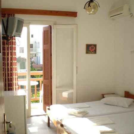 Hotel Maroulis Naxos City Camera foto
