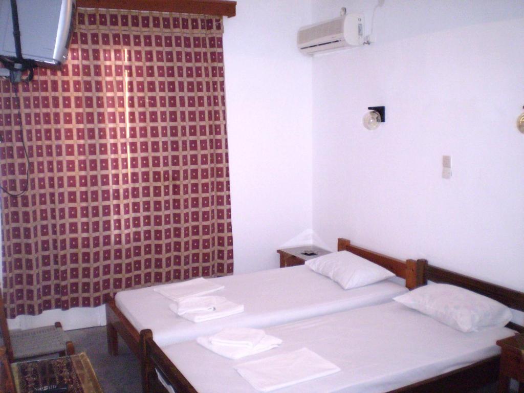 Hotel Maroulis Naxos City Camera foto