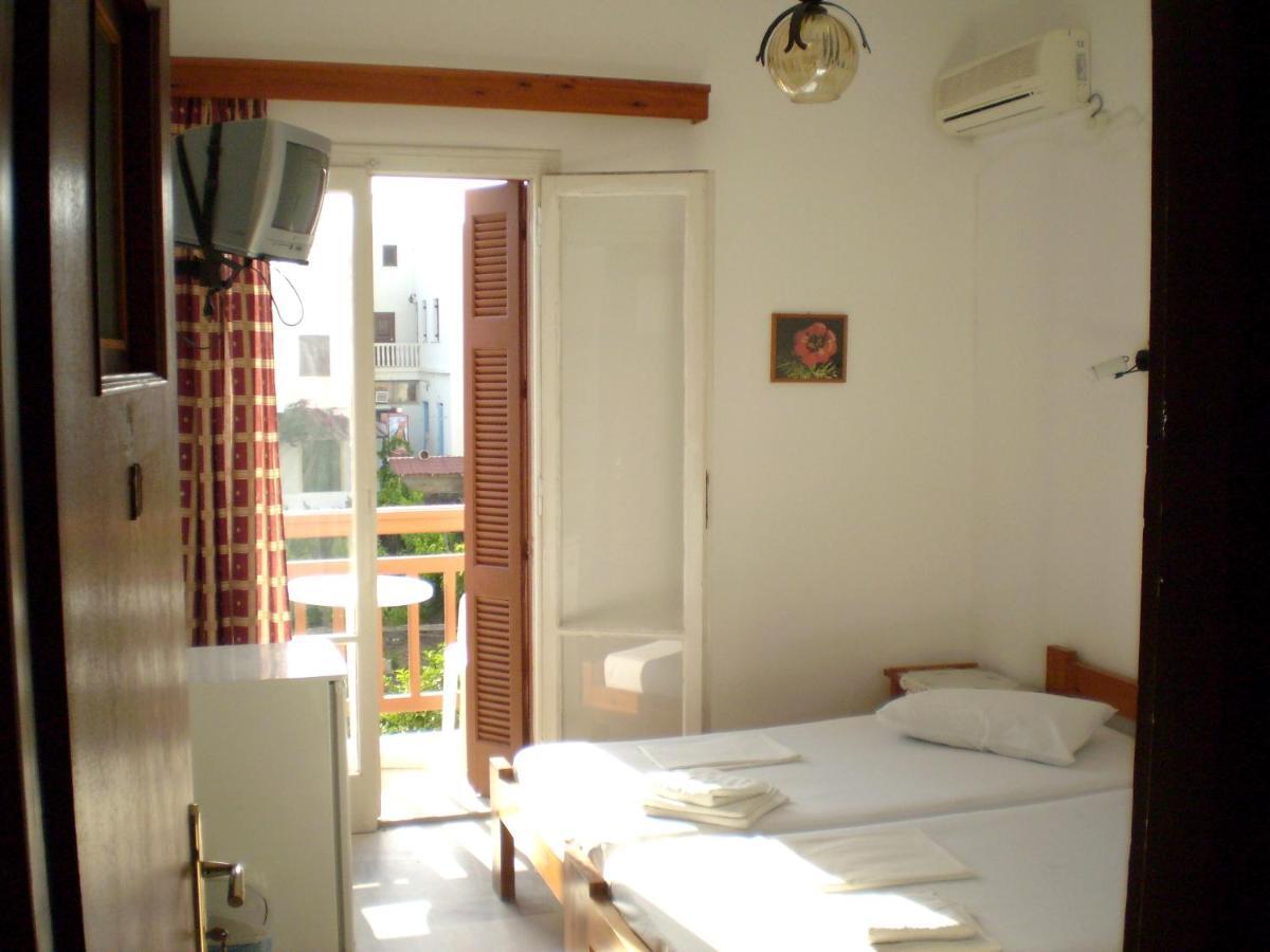 Hotel Maroulis Naxos City Camera foto